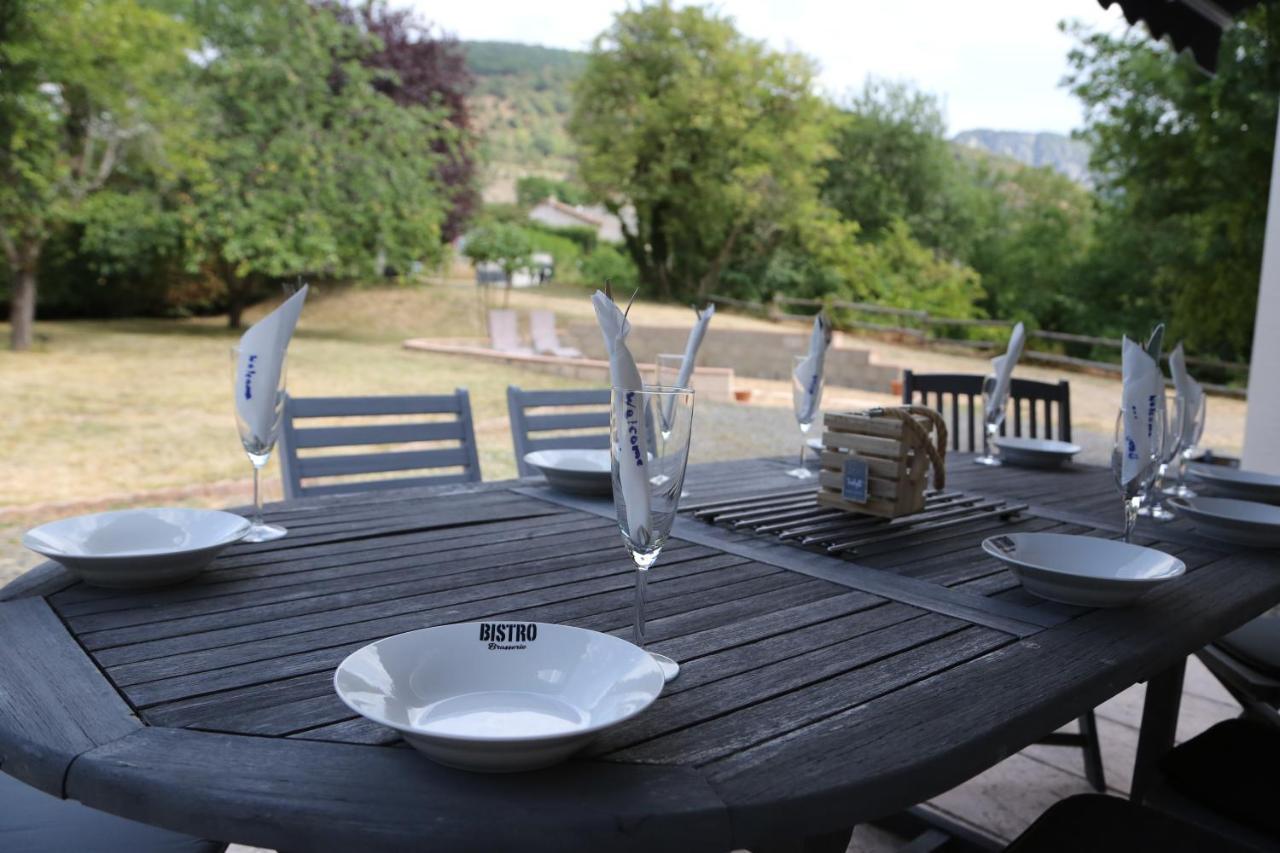Private Riverside Villa With Breathtaking Views Axat Eksteriør bilde